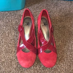 Gianni Bini Red Criss Cross Pump